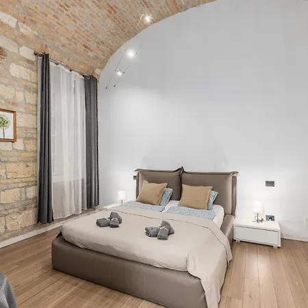 Elegant In 아파트