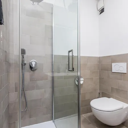 Διαμέρισμα Elegant In *