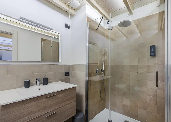 Appartamento Elegant In *