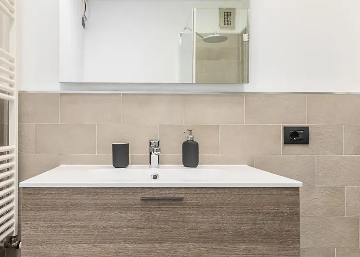 Appartamento Elegant In *