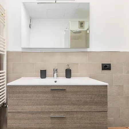 Appartamento Elegant In *